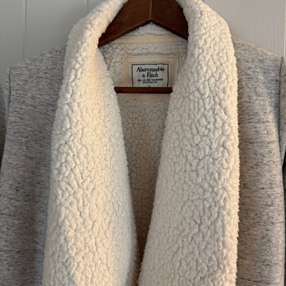 Abercrombie & Fitch Heather Gray Sherpa Fleece Lined Cardigan Open Front - S - Picture 2 of 8